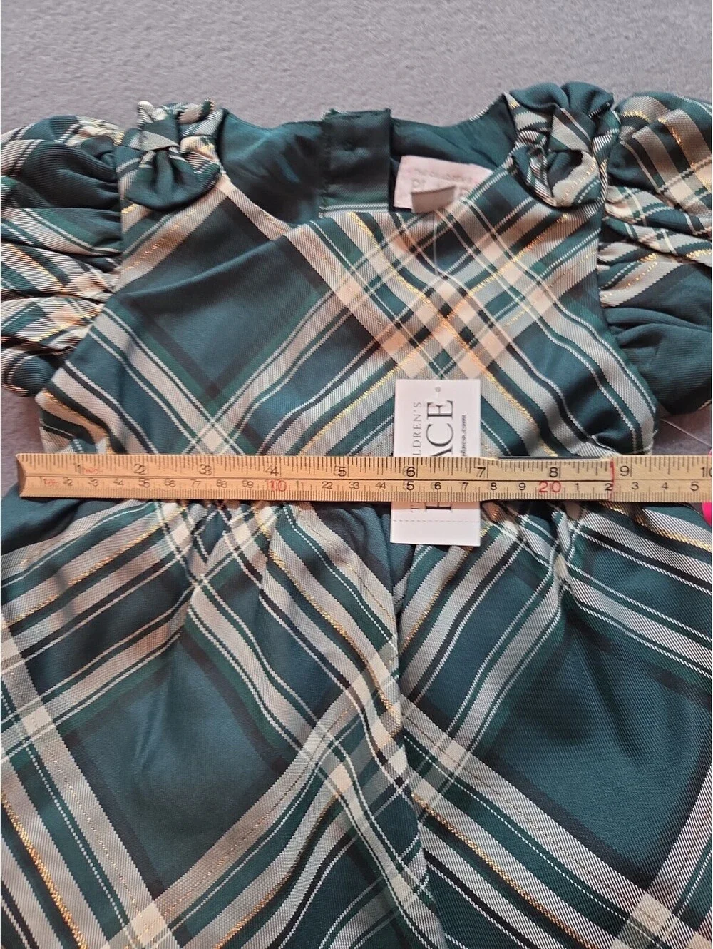 baby girl's green dress by The Children's Place size 9-12 months